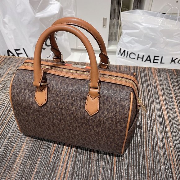 MK Bedford SM Duffle Satchel Crossbody  BrownMulti - Picture 3 of 6